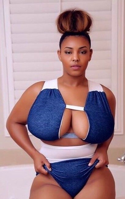 natural big breasted women Amaxing sexual tricks